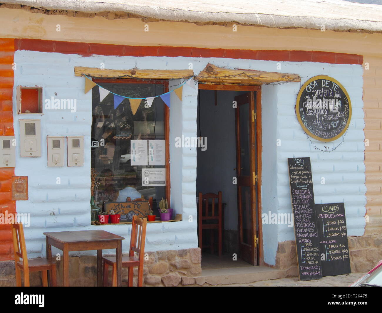 TILCARA, AR - CIRCA OCT 2018 - Tilcara est le village typique des Andes, avec des restaurants et des marchés. Banque D'Images