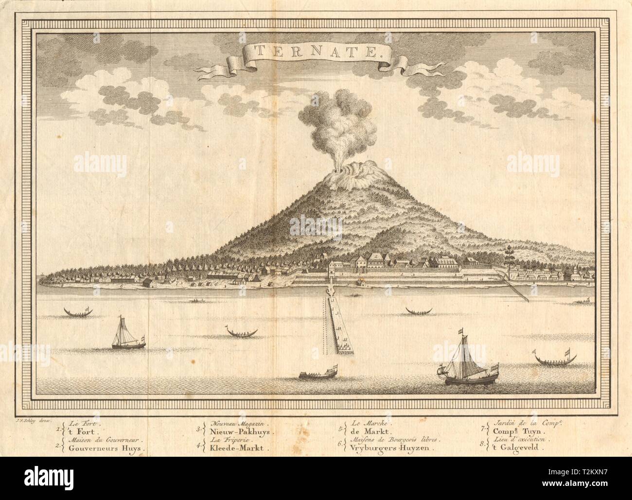 Ville Ternate & volcan Gamalama Moluques, Moluques. L'Indonésie. SCHLEY 1755 Banque D'Images