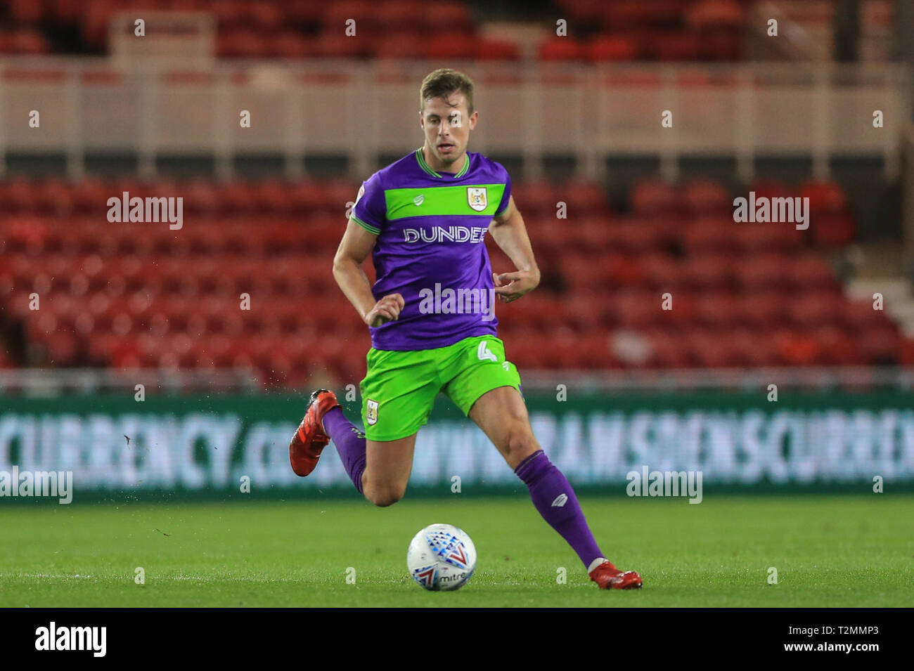 Le 02 avril 2019, Stade Riverside, Middlesbrough, Angleterre ; Sky Bet Championship, Middlesbrough vs Bristol City : Adam Webster (04) de la ville de Bristol pendant le jeu Crédit : Mark Cosgrove/News Images images Ligue de football anglais sont soumis à licence DataCo Banque D'Images