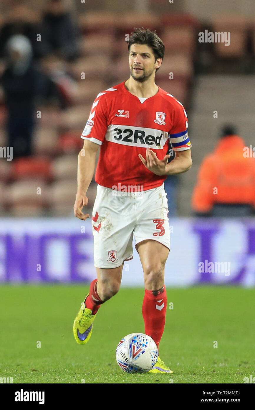 Le 02 avril 2019, Stade Riverside, Middlesbrough, Angleterre ; Sky Bet Championship, Middlesbrough vs Bristol City : George Friend (03) de Middlesbrough recherche une note de crédit : Mark Cosgrove/News Images images Ligue de football anglais sont soumis à licence DataCo Banque D'Images