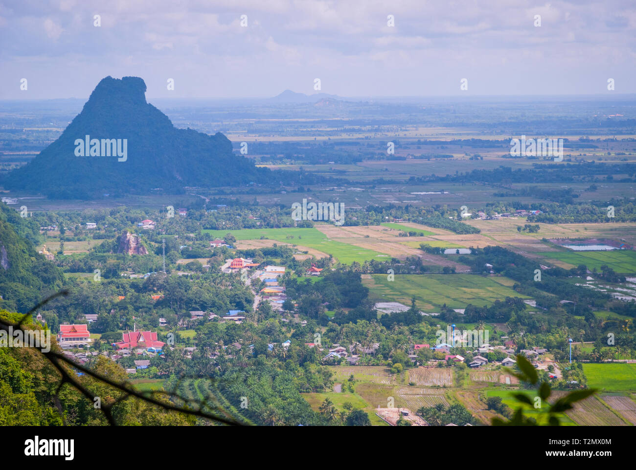 Espaces verts autour de Phatthalung Rock, Thaïlande Banque D'Images