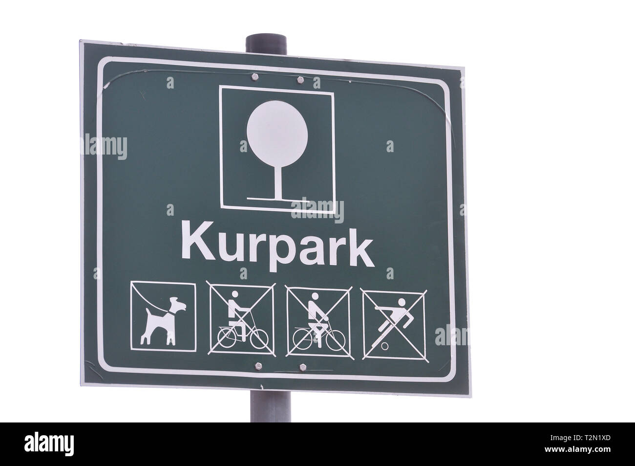 68161 Mannheim, Allemagne. Le 05 Mar, 2019. Le panneau "Kurpark" se tient au parc à côté d'une clinique de spa 68161 Mannheim. Credit : Volkmar Heinz/dpa-Zentralbild/ZB/dpa/Alamy Live News Banque D'Images