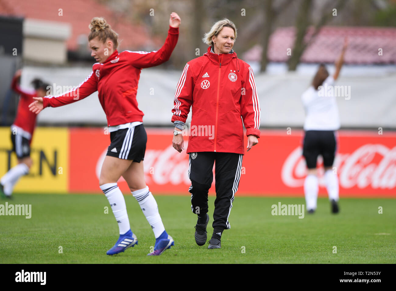 Coach Martina Voss-Tecklenburg (Allemagne). GES / football / Formation des femmes allemandes dans l'équipe nationale de football Harsewinkel, 03.04.2019 Football / Soccer : session de formation des femmes dans l'équipe nationale allemande Harsewinkel, le 3 avril, 2019 | dans le monde entier Banque D'Images