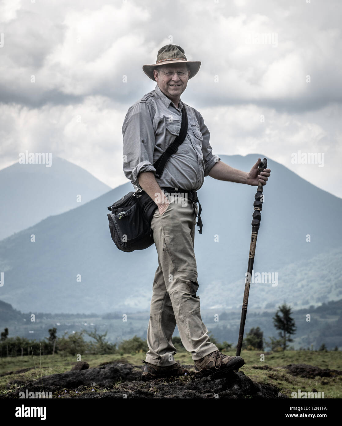 Guide incroyablement beau Safari Parc National des Volcans, au Rwanda Banque D'Images