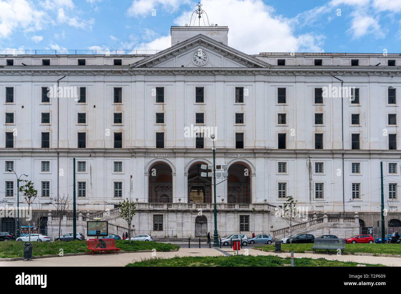 Ingresso principale dell'ospedale dei poveri, anche noto venir Palazzo Fuga o real albergo dei poveri. Naples via Foria Banque D'Images