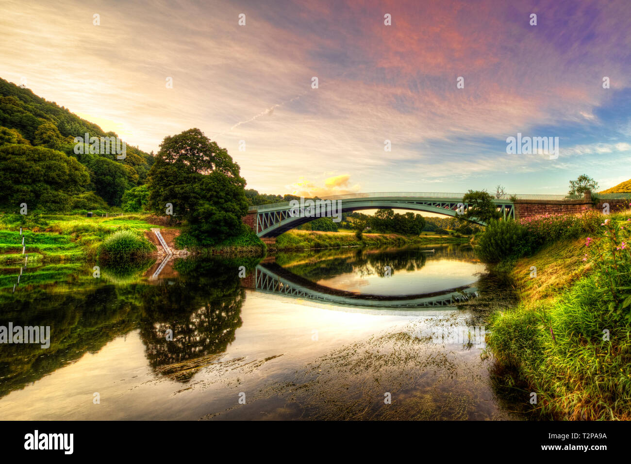 Montrant Bigsweir pont de fer sur la rivière Wye qui divise le pays de Galles d'Angleterre et a été construit en 1827 Banque D'Images