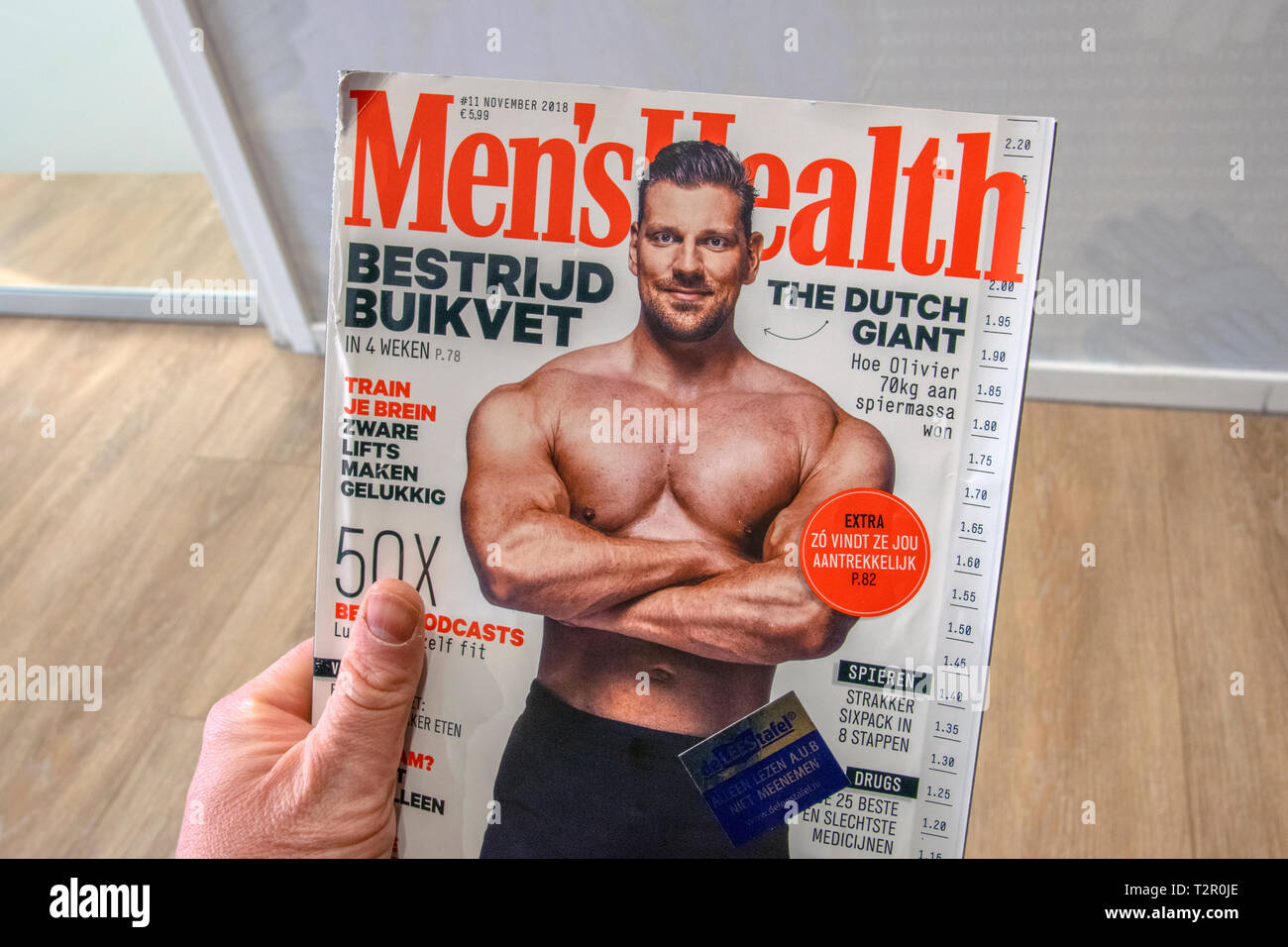 La lecture de la santé des hommes à Amsterdam aux Pays-Bas 2019 Banque D'Images