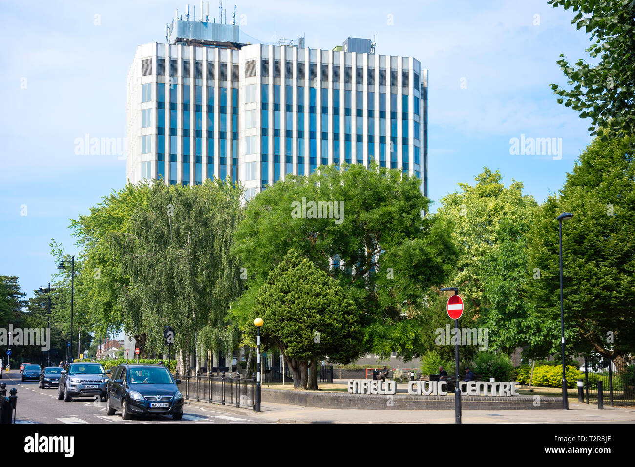 Enfield Civic Center, Silver Street, Enfield Town, London Borough of Enfield, Greater London, Angleterre, Royaume-Uni Banque D'Images