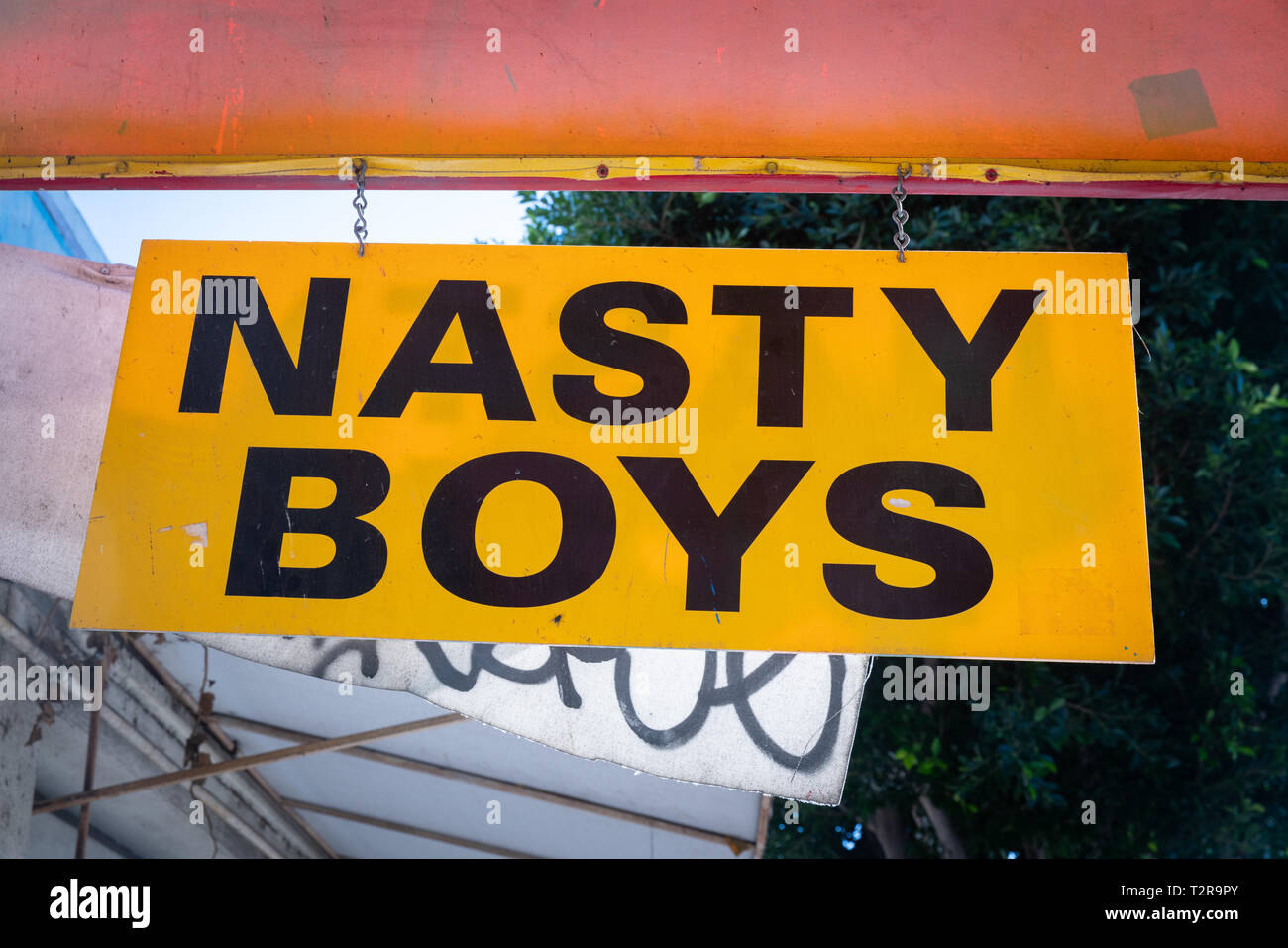 Inscrivez-vous pour "Nasty Boys", un magasin de vêtements à Los Angeles, Californie. Banque D'Images