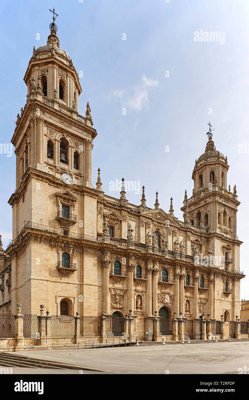 Façade de la cathédrale de Jaén. reinassence Voyages en Espagne. La verticale Banque D'Images