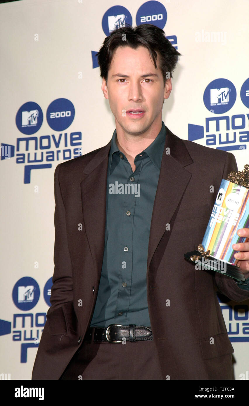 LOS ANGELES, CA. Juin 03, 2000 l'acteur Keanu Reeves au MTV Movie Awards où il a remporté pour