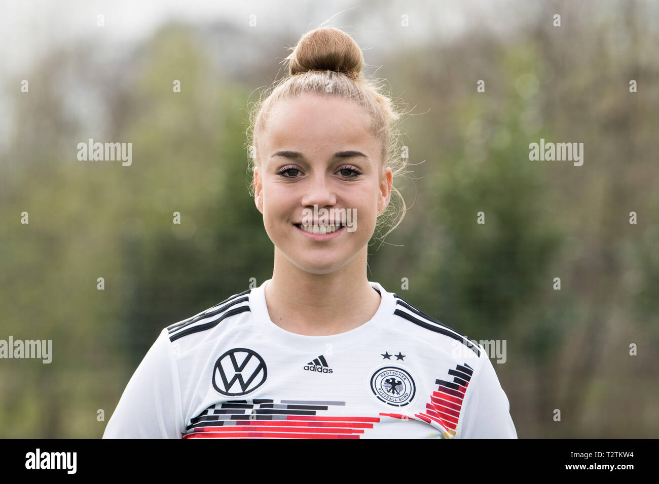 Marienfeld, Deutschland. Le 04 Avr, 2019. Giulia GWINN (GER), half-length portrait, séance de photo de l'équipe nationale des femmes football Allemagne (GER), le 03.04.2019 à Marienfeld/Allemagne. ¬ | Conditions de crédit dans le monde entier : dpa/Alamy Live News Banque D'Images