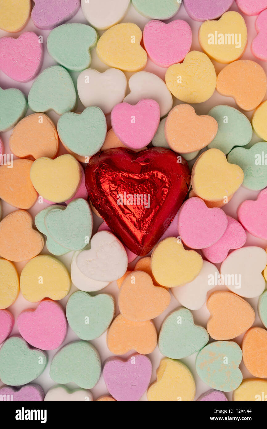 Coeur chocolat Bonbons Coeur avec peu Banque D'Images