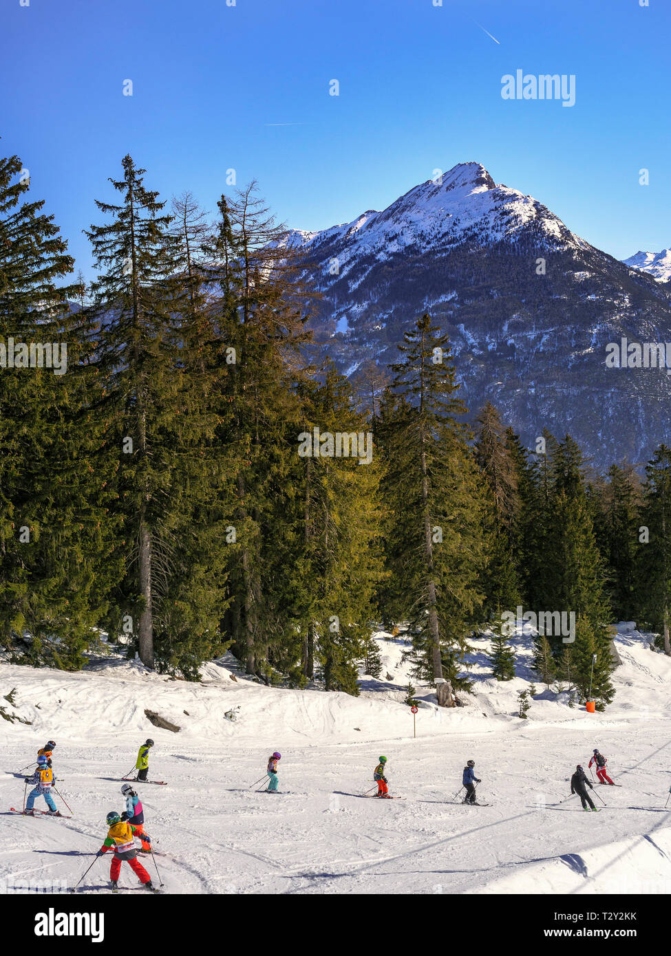 Sports d'hiver à alp Untermarkter Alm, ski area Tröpolach 83, Imst, Tyrol, Autriche, Europe Banque D'Images