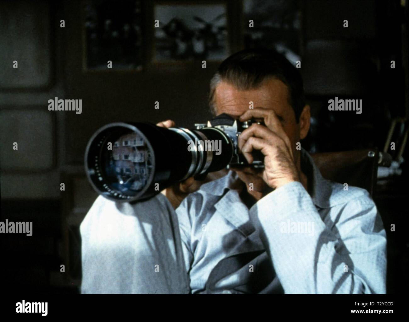 JAMES STEWART, VITRE ARRIÈRE, 1954 Banque D'Images JAMES STEWART, VITRE ARRIÈRE, 1954 Banque D'Images