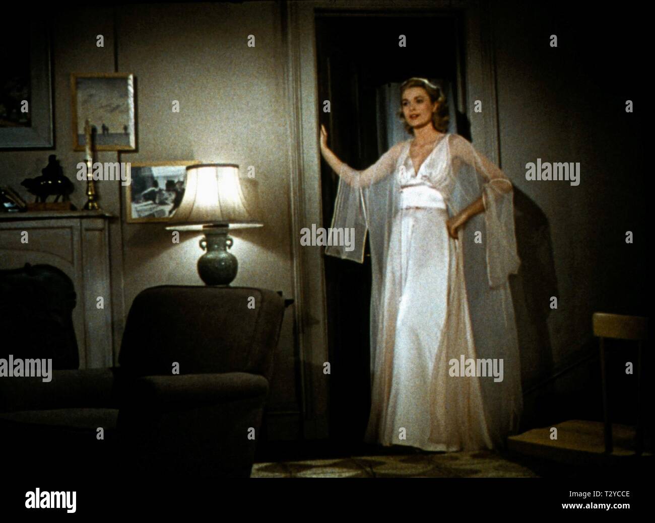 GRACE KELLY, LA VITRE ARRIÈRE, 1954 Banque D'Images GRACE KELLY, LA VITRE ARRIÈRE, 1954 Banque D'Images