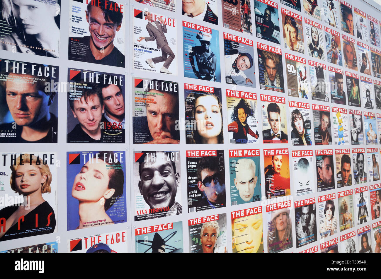Capot avant emblématique des portraits du magazine face doté d' acteurs de la musique, de la mode, du cinéma et du divertissement, King's Cross, Londres, UK Banque D'Images