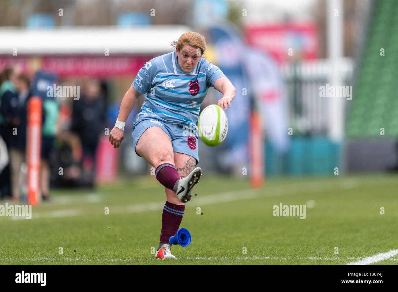 Londres, Royaume-Uni. Le 05 Avr, 2019. Le Cpl Annie Forbes des femmes au cours de la Royal Air Force Royal Air Force Senior Femmes XV contre les femmes de la Marine royale à XV sur Twickenham Stoop Vendredi, 05 avril 2019. (Usage éditorial uniquement, licence requise pour un usage commercial. Aucune utilisation de pari, de jeux ou d'un seul club/ligue/dvd publications.) Crédit : Taka Wu/Alamy Live News Banque D'Images