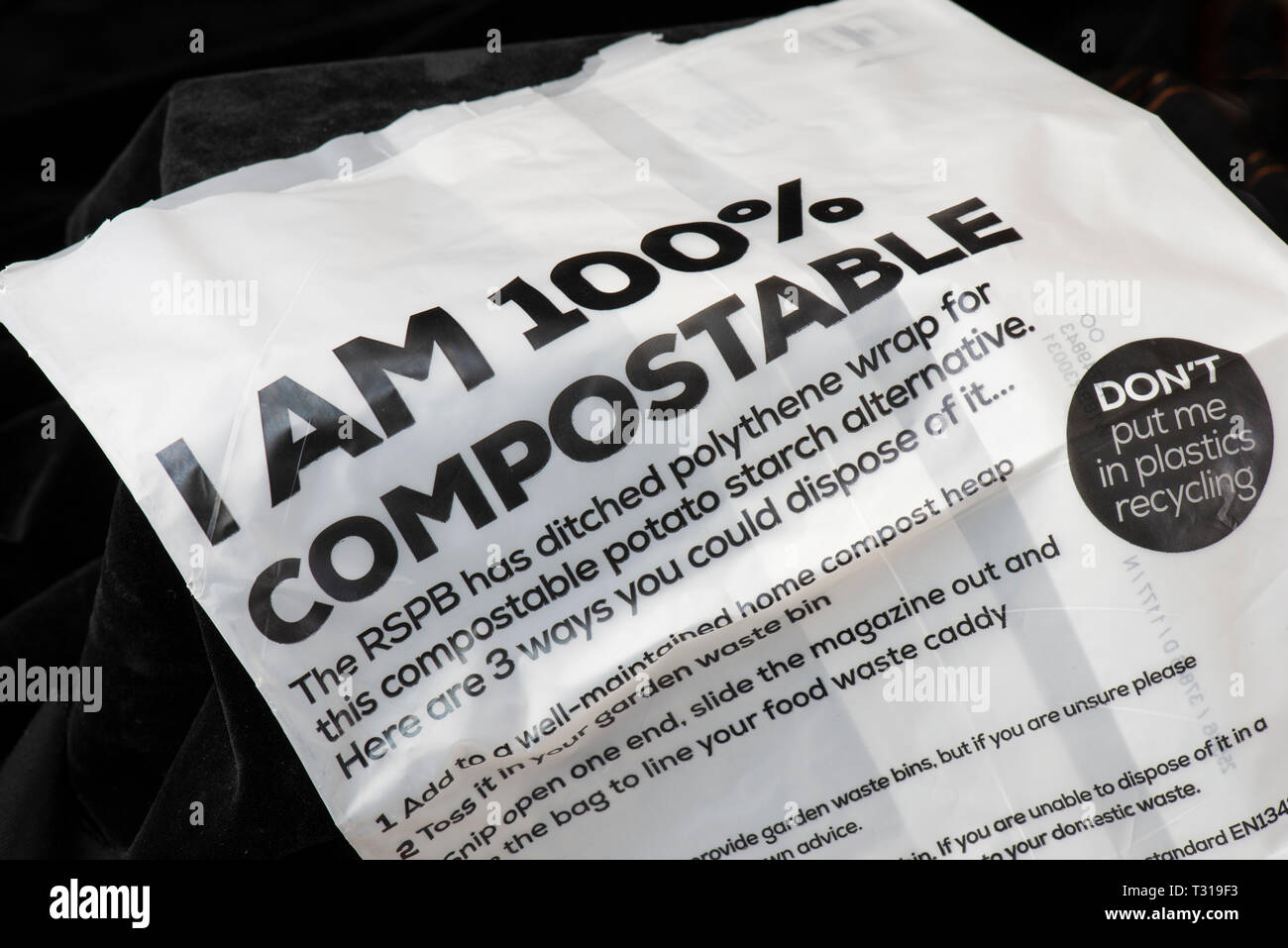 Sac en plastique compostable. Logo. Banque D'Images