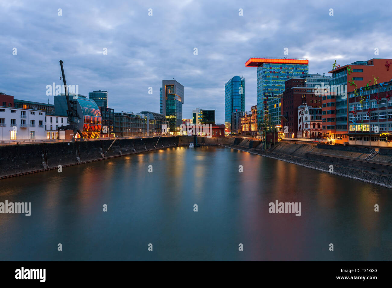 Port des médias à Düsseldorf, Allemagne. Banque D'Images