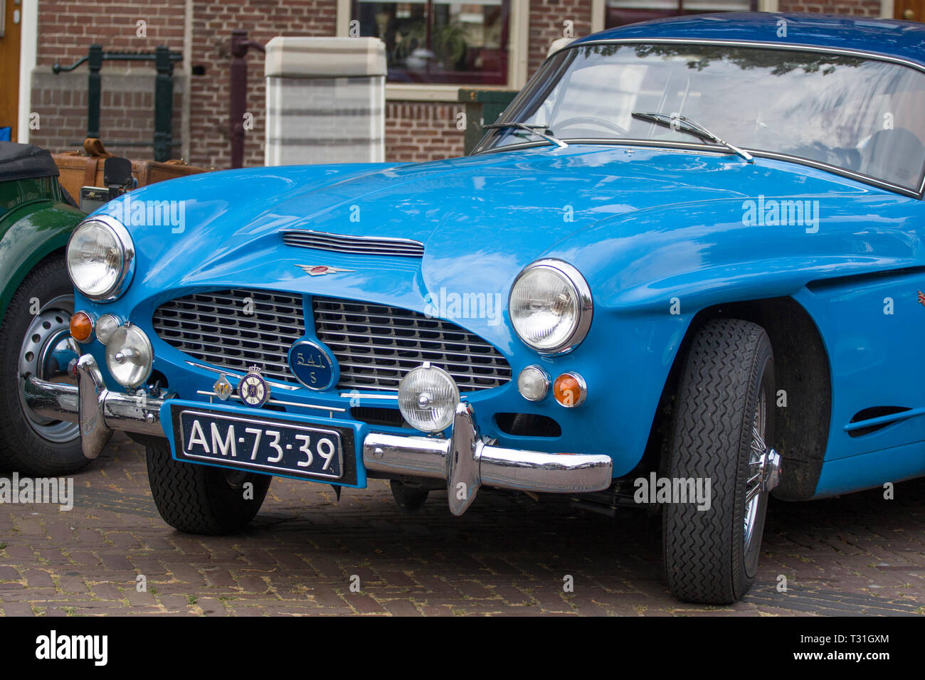 MEDEMBLIK, Netherland, -le 22 juillet 2018 , : Avant d'une année de coupe jensen bleu 1960 Banque D'Images