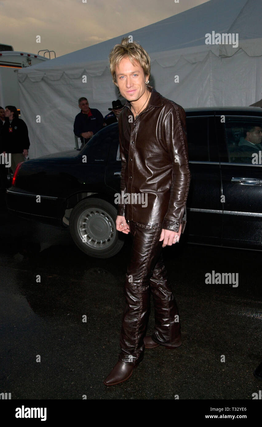 LOS ANGELES, CA. 08 janvier 2001 : le chanteur de country KEITH URBAN au 28th Annual American Music Awards à Los Angeles. © Paul Smith/Featureflash Banque D'Images