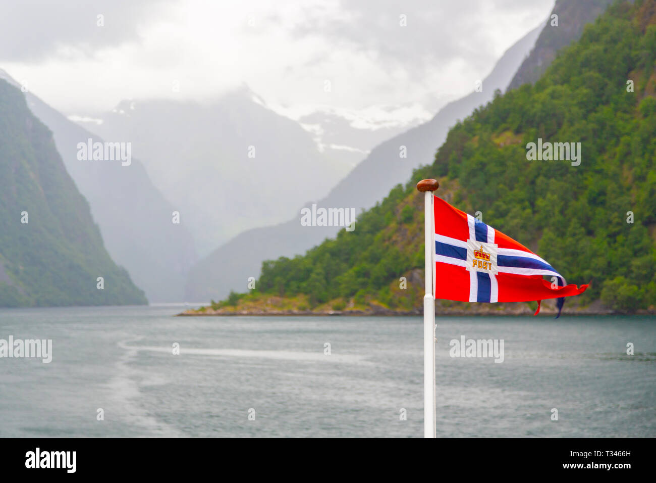 Norway flag waving Banque de photographies et d’images à haute ...