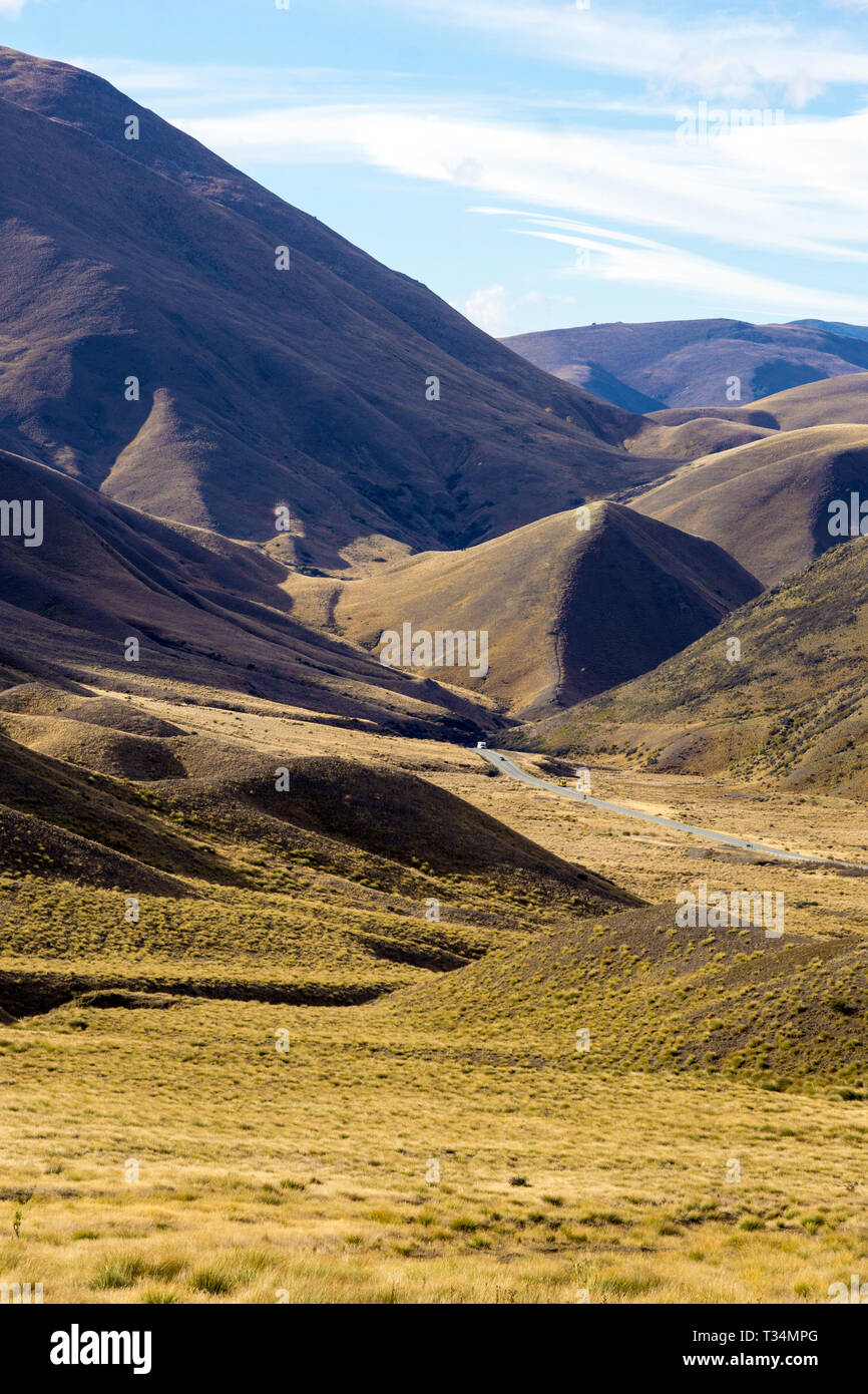 Lindis Pass en paysage de montagne, région de l'Otago, île du Sud, Nouvelle-Zélande Banque D'Images