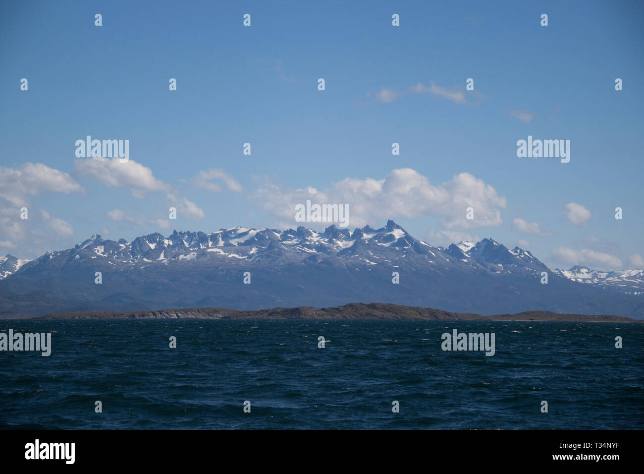 Chaîne de montagnes de l'île Navarino, au Chili Banque D'Images