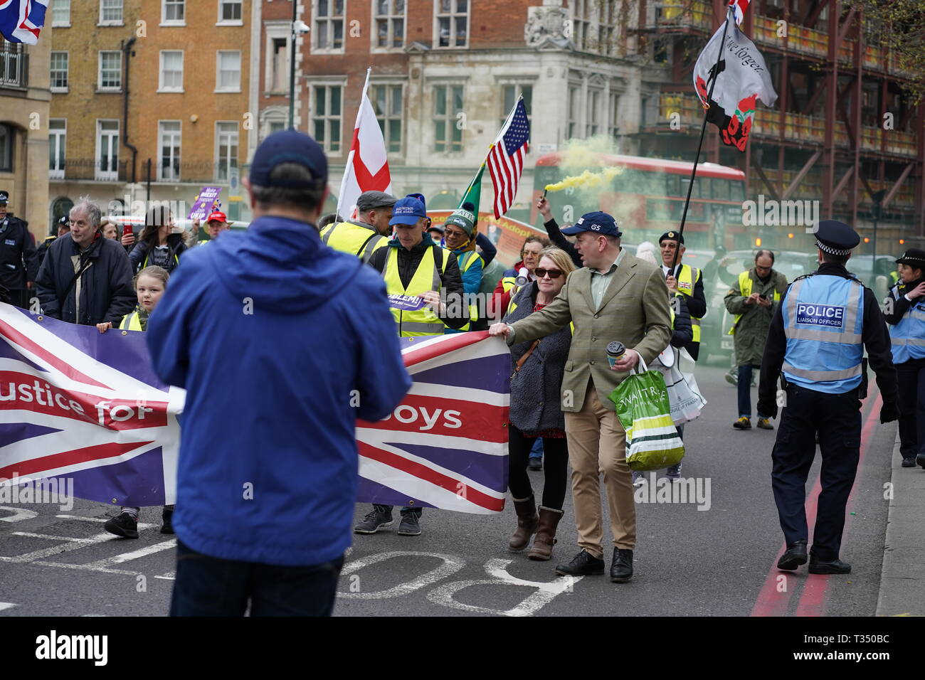 Londres Royaume Uni Le 06 Avril 2019 Un Gilet Jaune