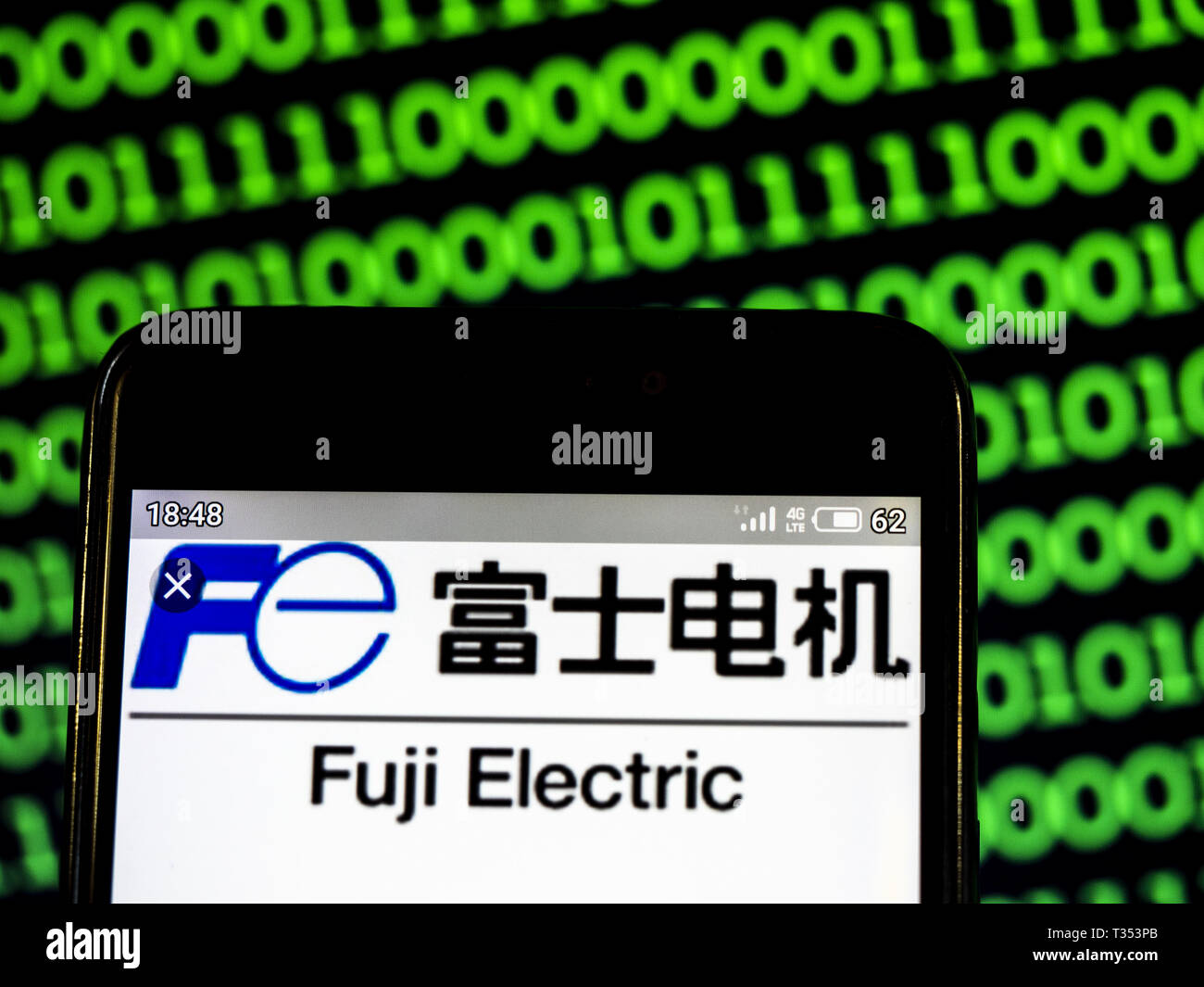 L'Ukraine. 6ème apr 2019. Sur cette photo, l'illustration a Fuji Electric Co, Ltd vu le logo affiché sur un téléphone intelligent. Crédit : Igor Golovniov SOPA/Images/ZUMA/Alamy Fil Live News Banque D'Images