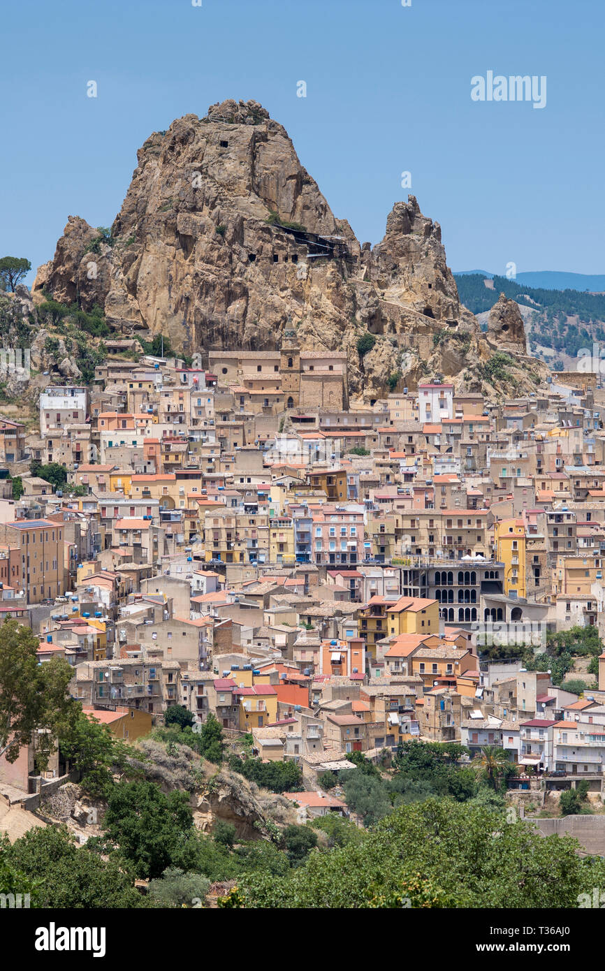 Anciennes ville de Shanghai dans le Nord de la Sicile, Italie Banque D'Images