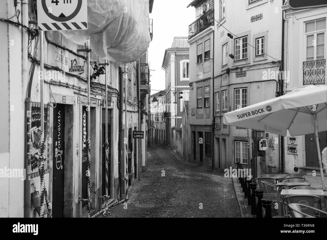 Coimbra, Portugal, Octobre 2018 : Université historique, la bibliothèque de l'université, des cathédrales, des paysages, des portraits, des Parcs, Caffe, Banque D'Images