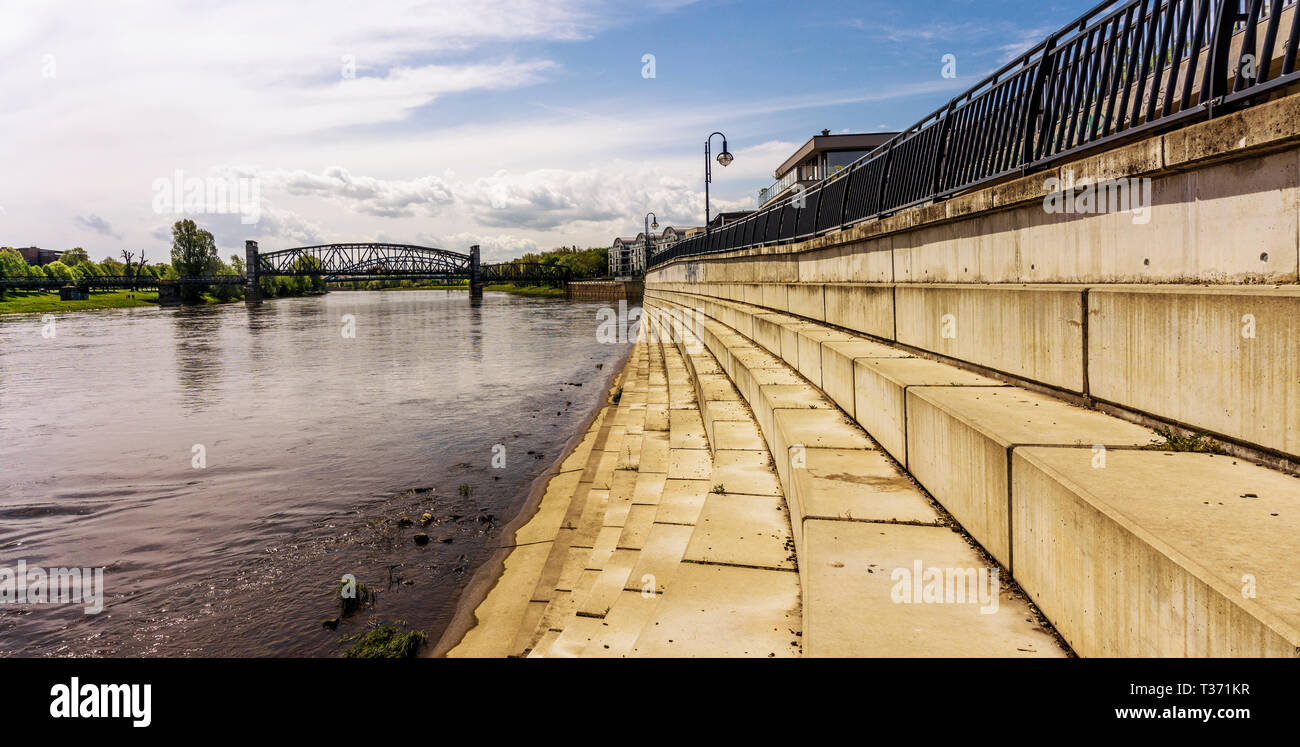 Star Bridge à Magdeburg, Allemagne Banque D'Images