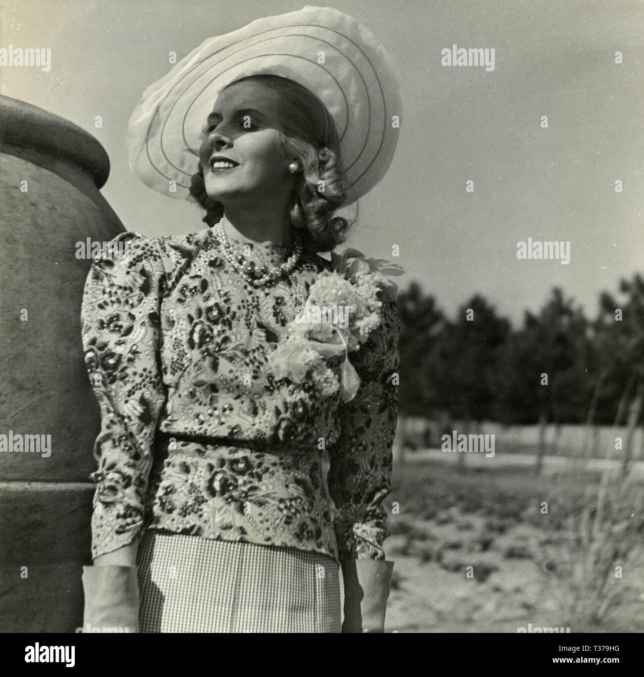 L'actrice italienne Ruby Dalma dans le film 'C'è sempre ma' de l'ONU, Tirrenia, Italie 1942 Banque D'Images