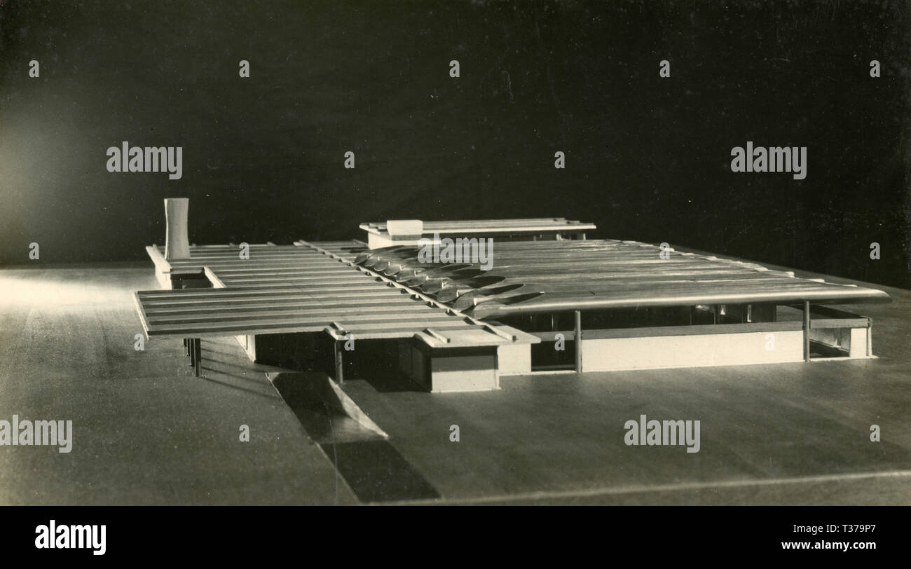 Modèle à l'échelle du plan de développement de l'usine de brique Filippi, Castelnuovo di Magra, Italie 1950 Banque D'Images