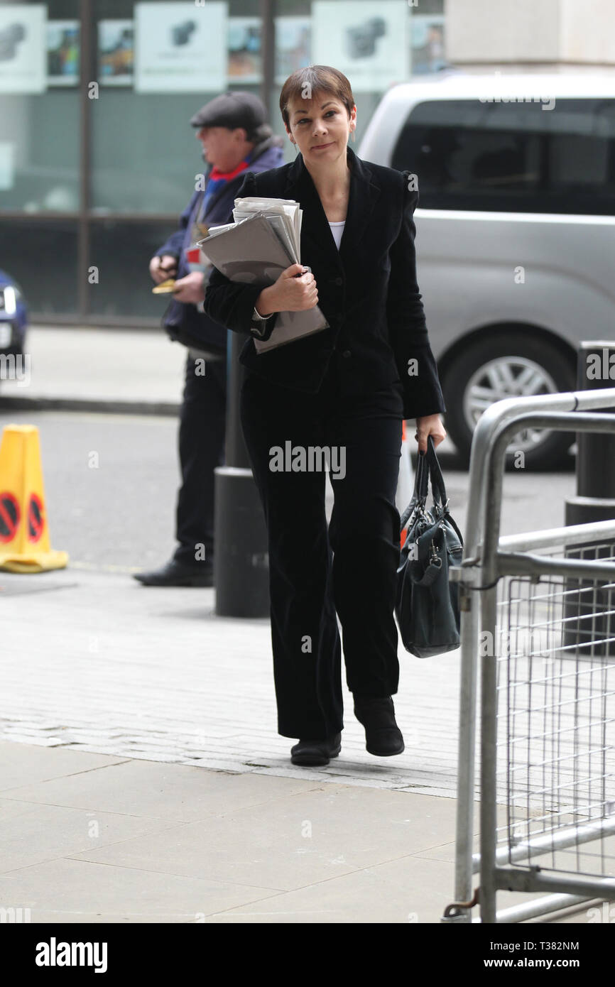 Londres, Royaume-Uni. 7 avril 2019. Caroline Lucas arrive aux studios de la BBC crédit: Banque D'Images