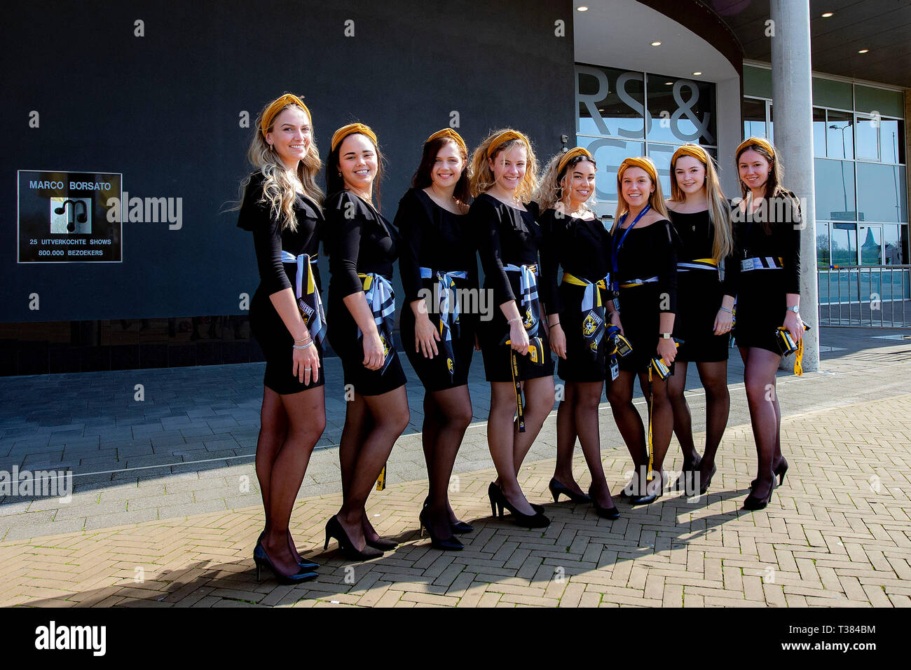 ARNHEM, 07-04-2019, saison 2018, GelreDome / 2019, l'hospitalité de l'Eredivisie, filles de GelreDome Vitesse Banque D'Images