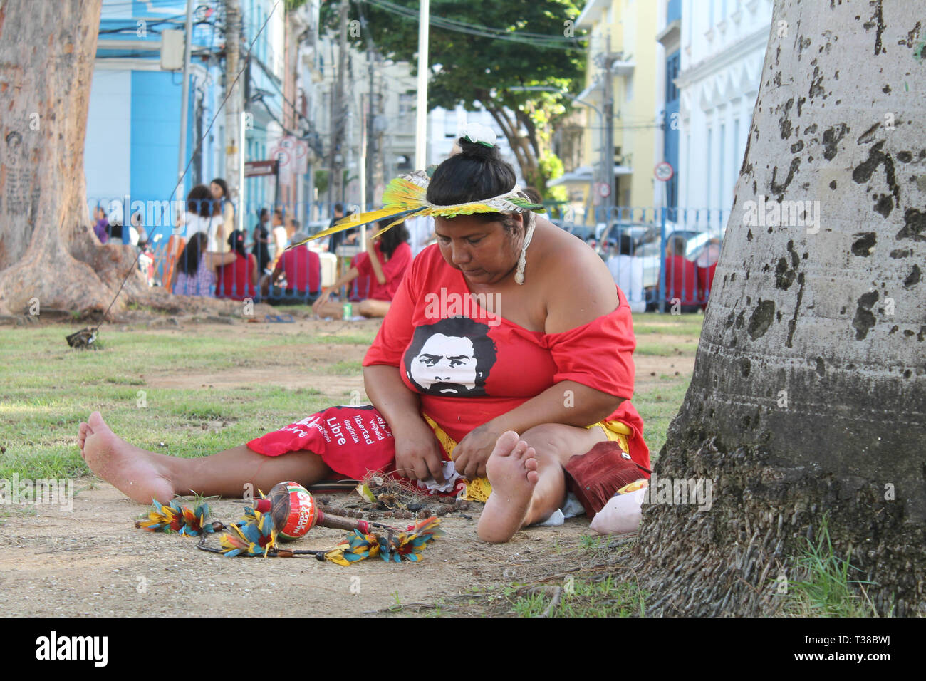 RECIFE, PE - 07.04.2019 : JORNADA LULA LIVRE NO RECIFE - Loi intitulée "Jda Lul Lula Livre de Recife ; tenue en faveur de l'ancien Président Lula freeof thisthis qui termine le 7 avril, une année de tical persecrsecution selon les militants qui appellent également à la poursuite de la lutte pour la démocratie, la justice. La loi prend place dans l'Arsenal de la place de la Marine, dans le quartier de Recife, également connu comme le "Vieux Recife" au début de la loi était à 15h00 entre les attractions ; Carl courtshi ; blocs de ciranda, Ma, Maracatu Rural, amongmong de nombreuses autres attractions. (Ph Banque D'Images