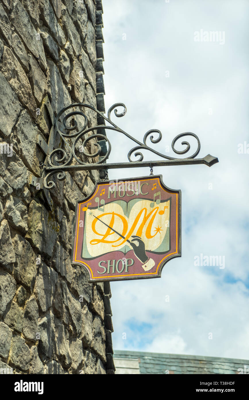 Parc à thème Universal Studios, La Boutique Sign, Harry Potter Land, Hollywood, Californie, USA Banque D'Images