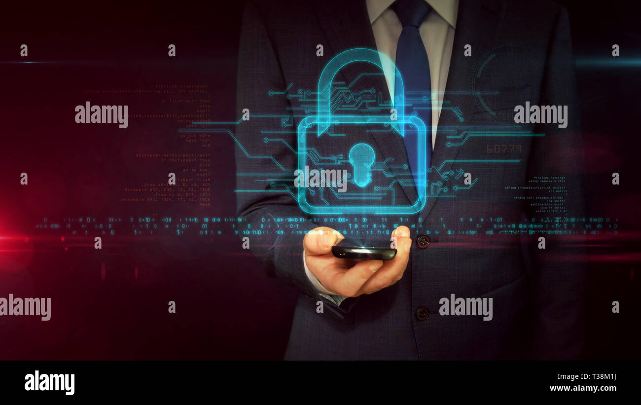 Homme d'affaires en fonction de l'utilisation de smartphone avec cadenas et hologramme. Cyber sécurité et protection de l'ordinateur symbole concept abstrait. Technologie futuriste. Banque D'Images