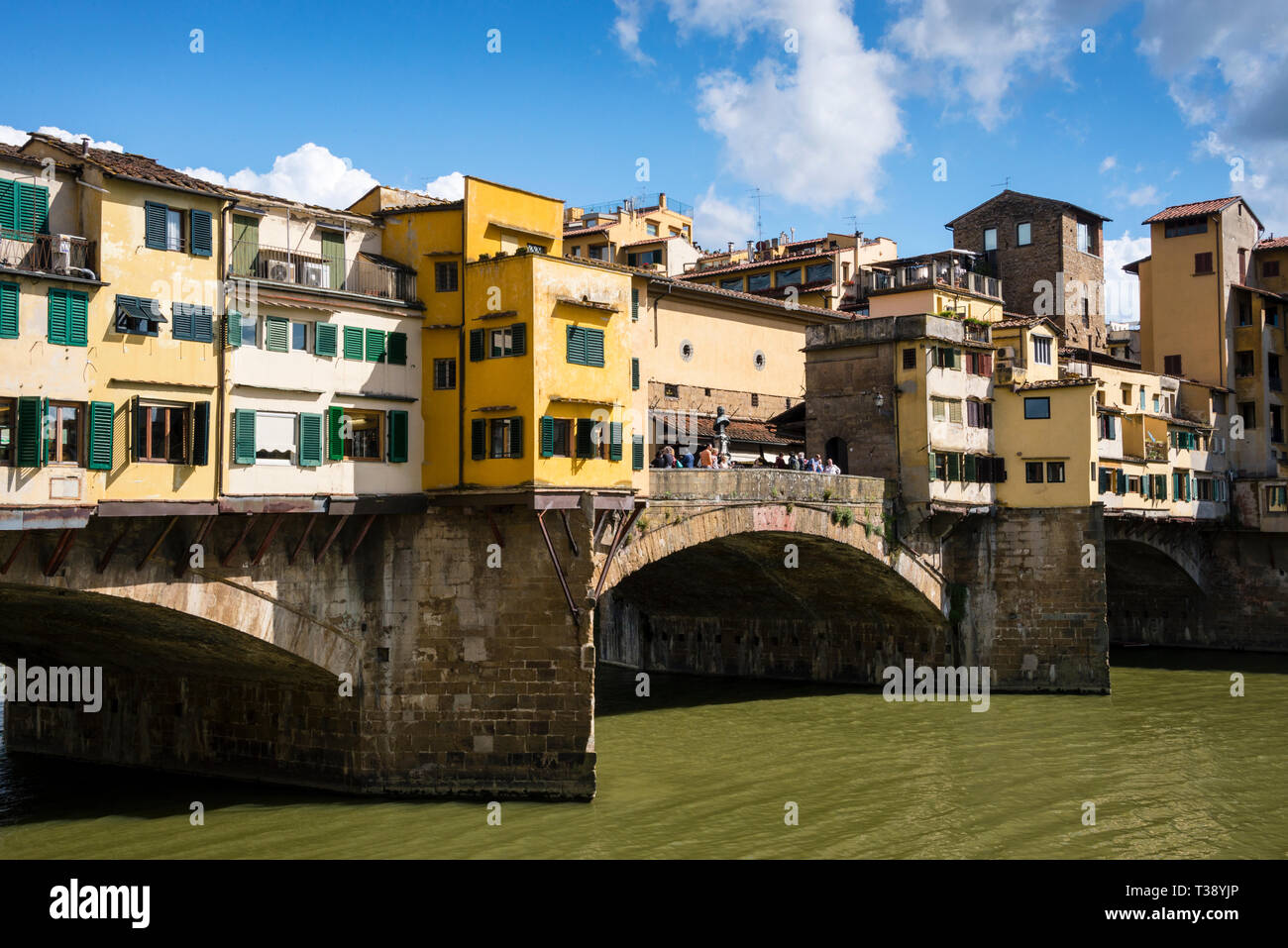 Pont d'arche segmentaire spandrel du Ponte Vecchio à Florence, Italie. Banque D'Images