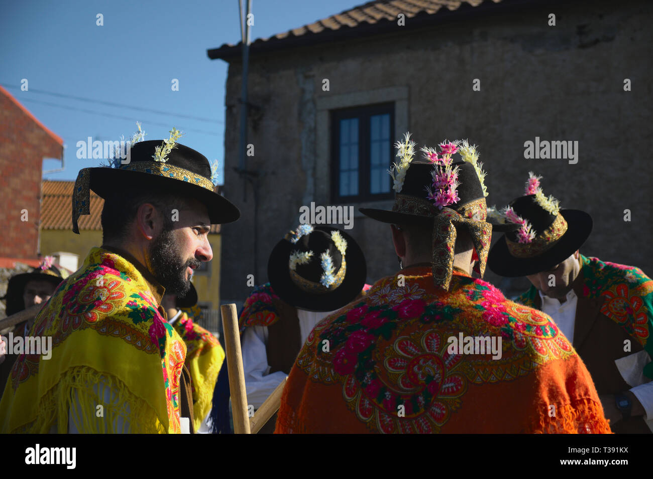 Festa Dos MoÃ§os, ou Festa de SÃ£o JoÃ£o Evangelista (Saint John évangéliste), une fête religieuse avec des racines dans les célébrations païennes du solstice d'hiver t Banque D'Images