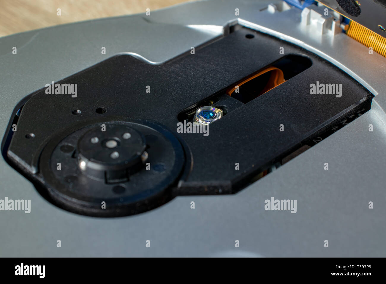 Avec tête de lecture laser pour lire les données à partir du CD sur le  lecteur CD, close-up Photo Stock - Alamy