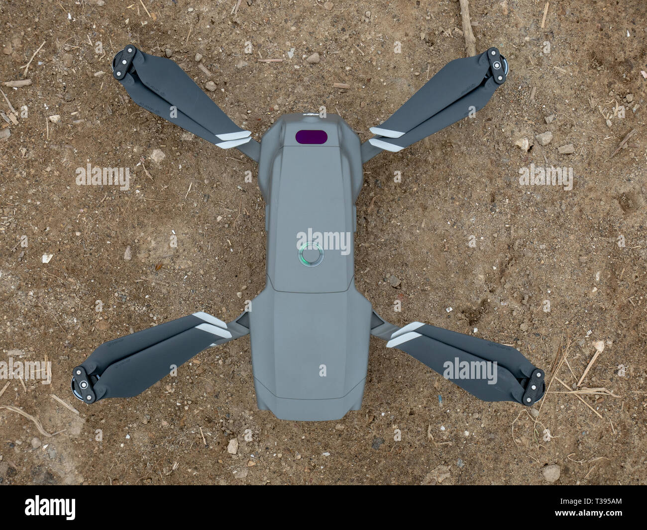 DJI Mavic 2 Pro Drone. Visibles sont le système anti-collision pour optycs vol autonome Banque D'Images