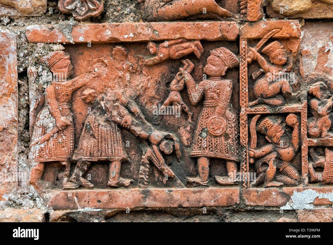 Close-up of relief carving, Puthia Temple complexe, division de Rajshahi, Bangladesh Banque D'Images