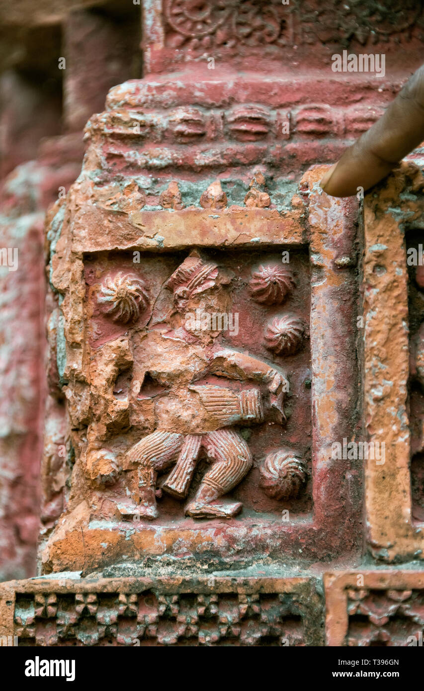 Close-up of relief carving, Puthia Temple complexe, division de Rajshahi, Bangladesh Banque D'Images