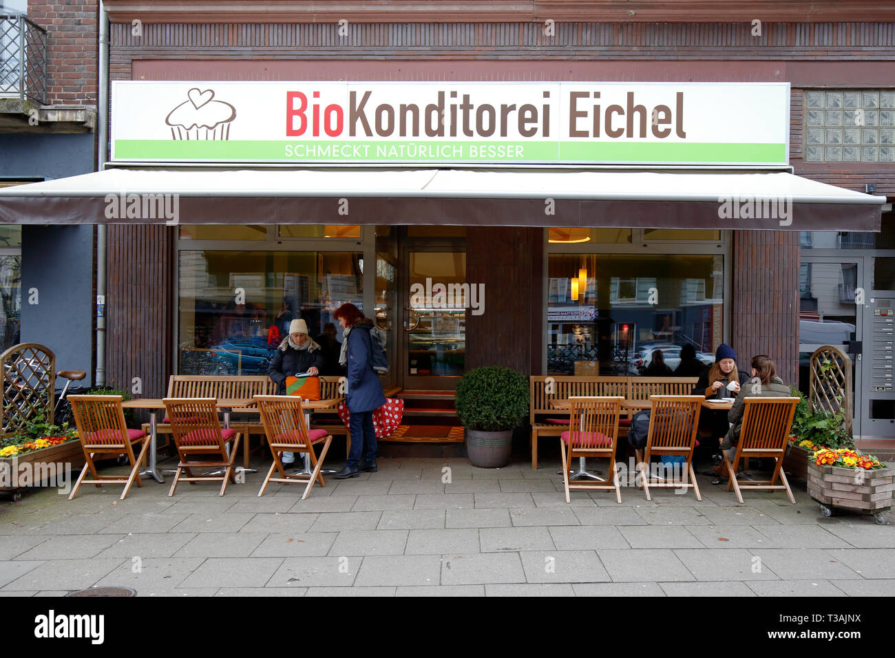 Seilwinderstraße 2 Biokonditorei Eichel, 15, Hambourg, Allemagne. extérieur d'une pâtisserie, un café avec terrasse et dans Eimsbüttel Banque D'Images