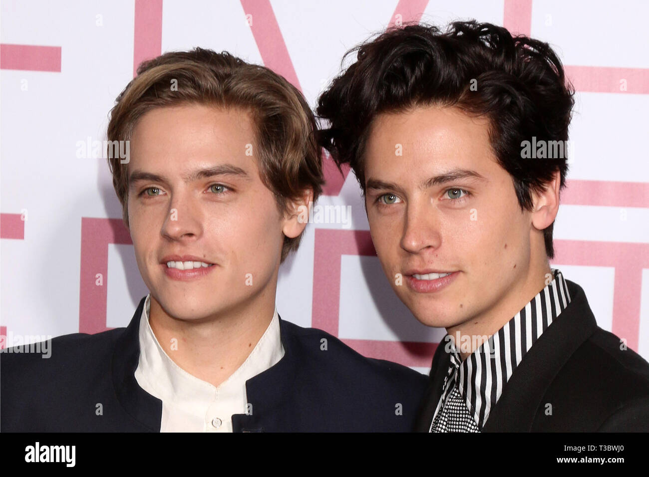 'Cinq pieds de distance' première au théâtre Bruin le 7 mars 2019 à Westwood, CA comprend : Dylan Sprouse, Cole Sprouse Où : Westwood, California, United States Quand : 07 mars 2019 Credit : Nicky Nelson/WENN.com Banque D'Images