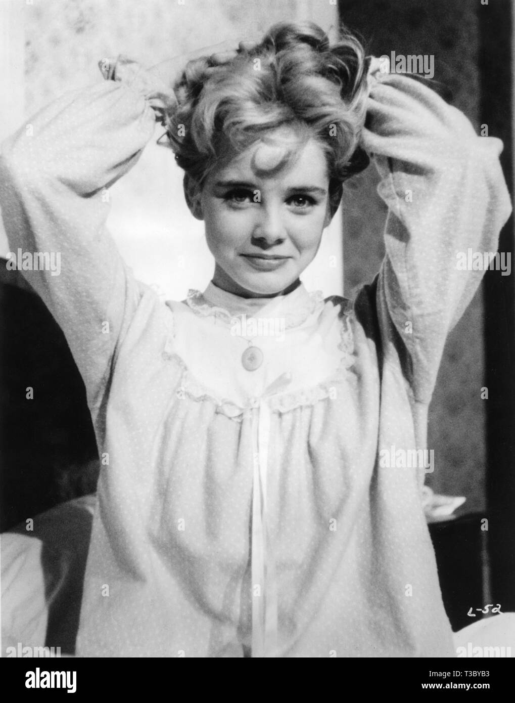 SUE LYON comme LOLITA 1962 réalisateur Stanley Kubrick roman et scénario Vladimir Nabokov A.A. Productions Ltd / Anya / Harris-Kubrick Productions / Transworld Images / Metro Goldwyn Mayer Banque D'Images
